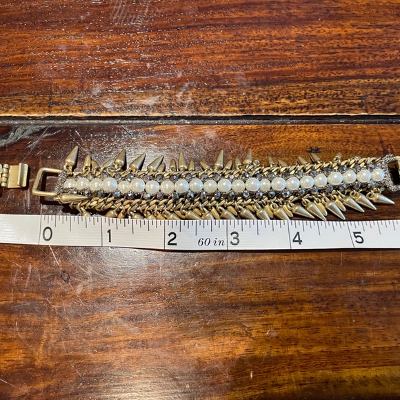 Stella & Dot Faux Pearl Bracelet. - Picture 5 of 7